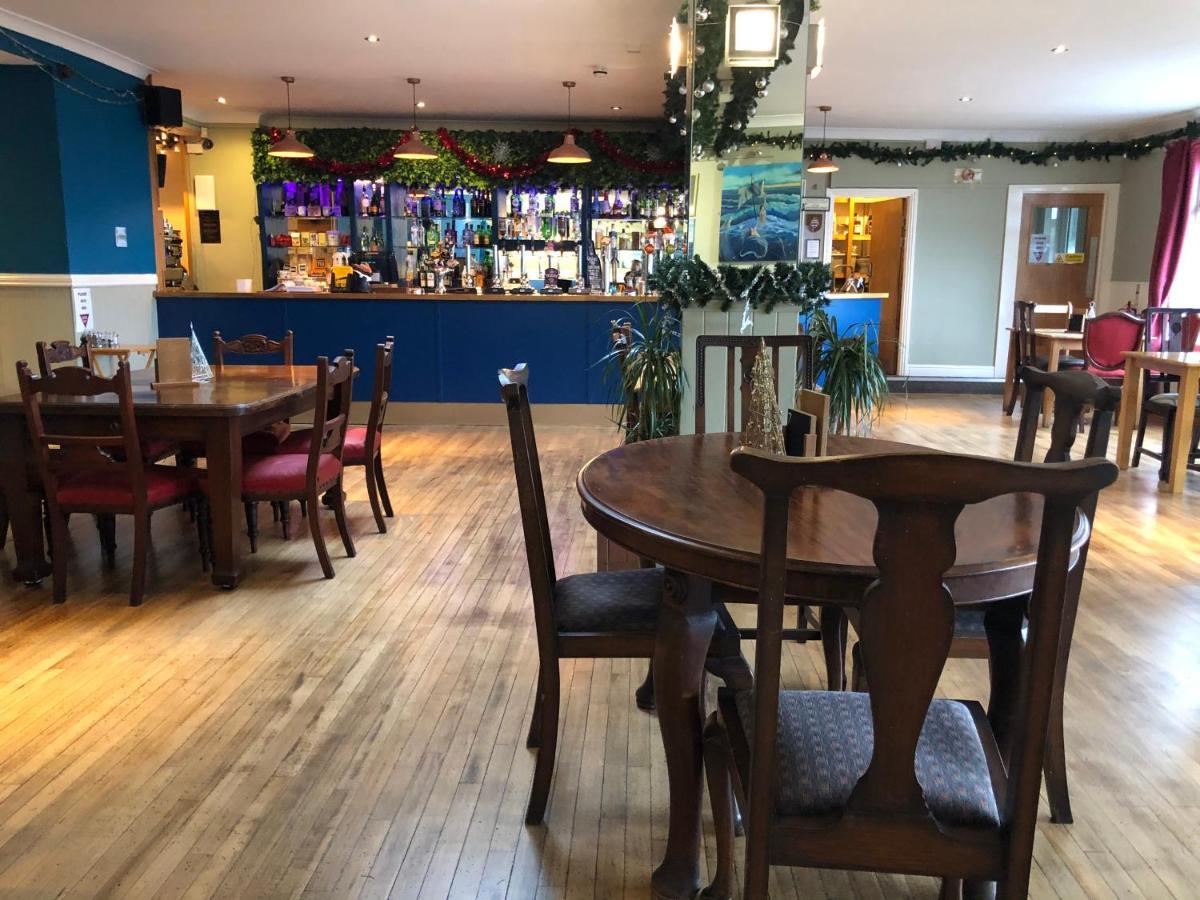 The Mounts Bay Inn Mullion Exterior foto
